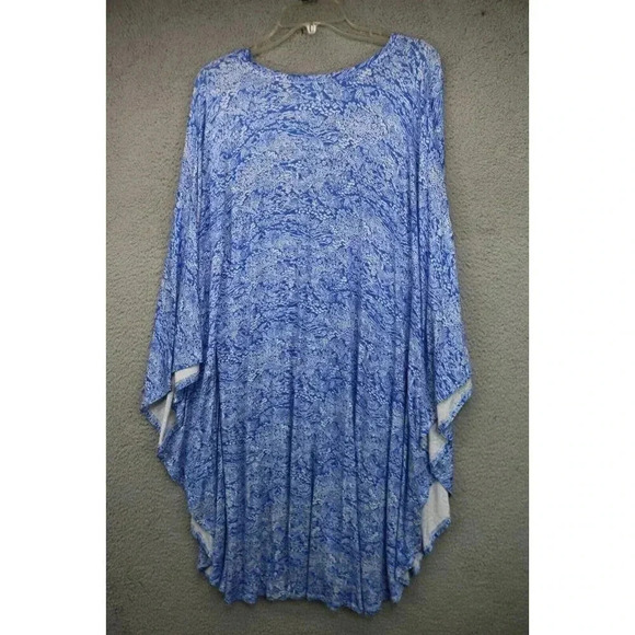 Natori Blue and White Floral Cover-Up-Size Medium-Beachy- Soft-Batwing Sleeves - Picture 6 of 7